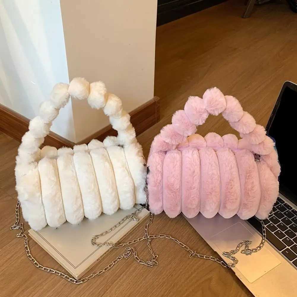 2026 New Fashion Temperament Handbag Winter Simple Fashion Crossbody Womens Bag Large Capacity Plush Commuting Shoulder BagT251215