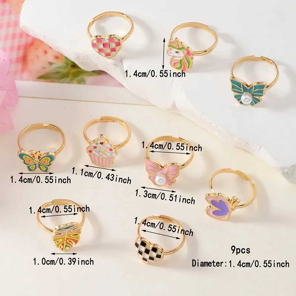 9Pcs Adjustable Rings for Girls Women Flower Butterfly Heart Alloy Ring Fashion Beauty Jewelry Christmas New Year Gift for Girl M251215