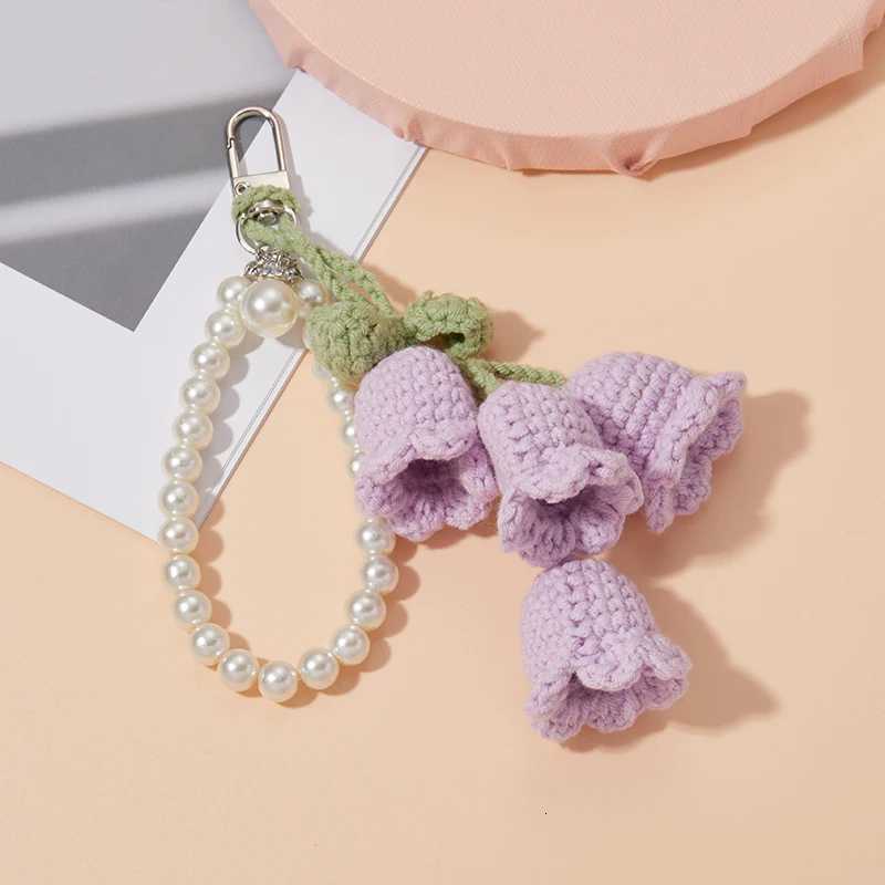 Fashion Handmade Flower Knitted Keyring Women Crocheted Wool Flower Leaf Bag Pendants Car Pendants Fresh Handbag Charms Gifts M251215