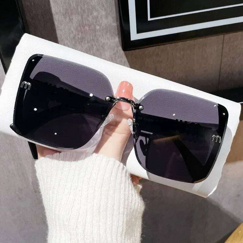 New Fashion Cool Sunglasses Women Anti Strong Light Vintage Rimless Sun Glasses Ladies