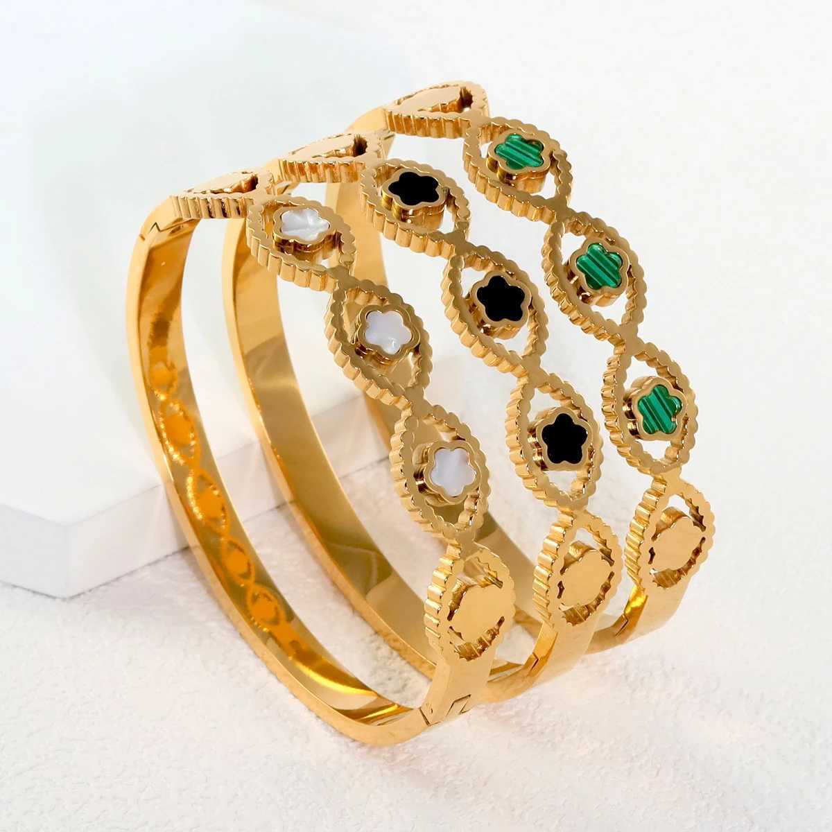 Hot Sale Fashion Gold Color Stainless Steel Flower Five Stars s Bangles For Women Cute Jewelry Party Gift M251215