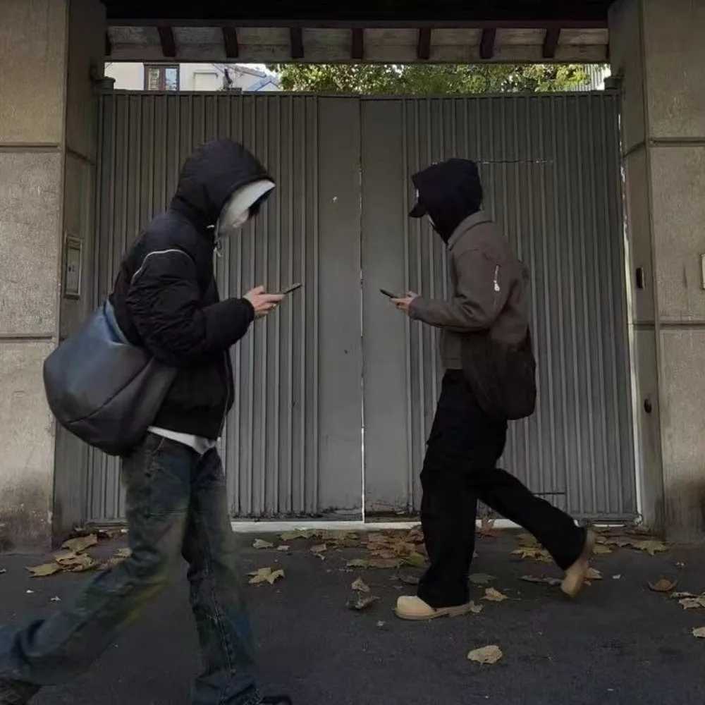 Vintage Style Mens Crossbody Bag Large Capacity Large Size Messenger Bag PU Leather Pleated Tote Bag Daily UseT251215