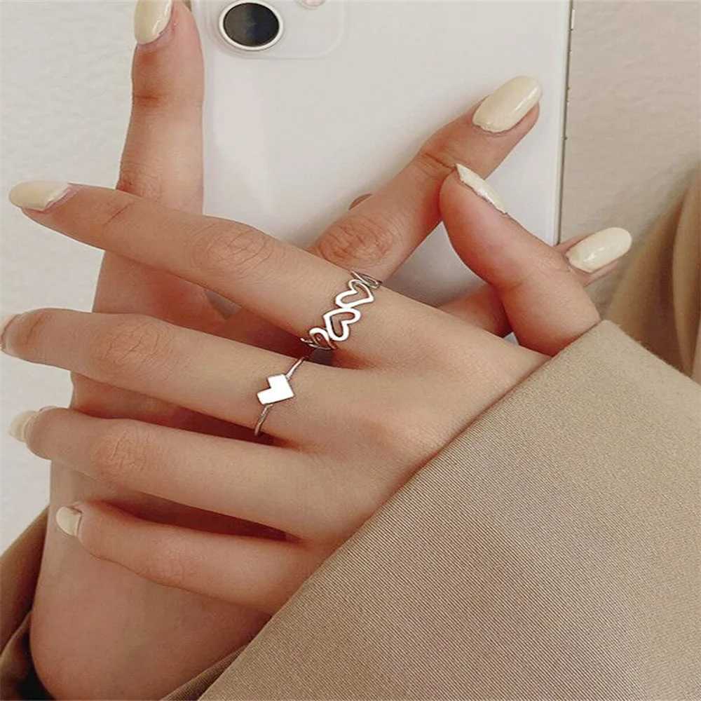 Silver Color Hollowed Heart Shape Open Ring Set Design Cute Fashion Jewelry For Women Girl Gifts Adjustable Birthday Party M251215