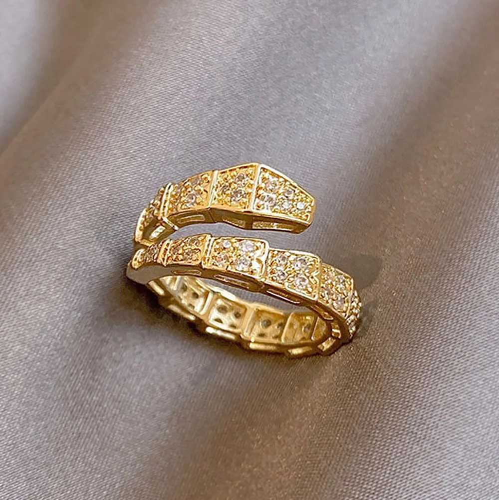 Gold Sliver Color Paved Diamond Snake Cuff Rings For Women 6mm Wide Figure Zirconia Accessory M251215