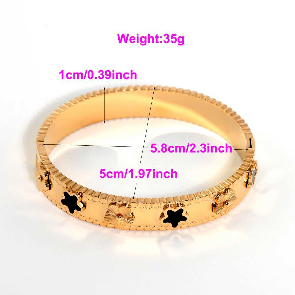 Hot Sale Fashion Gold Color Stainless Steel Flower Five Stars s Bangles For Women Cute Jewelry Party Gift M251215