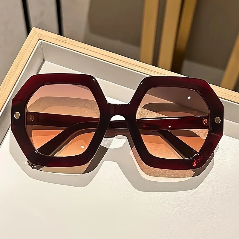 Retro Polygon Sunglasses Large Frame Personalized Irregular Simple Fashion for Outdoor Travel and Street Pography Eyewear 251205