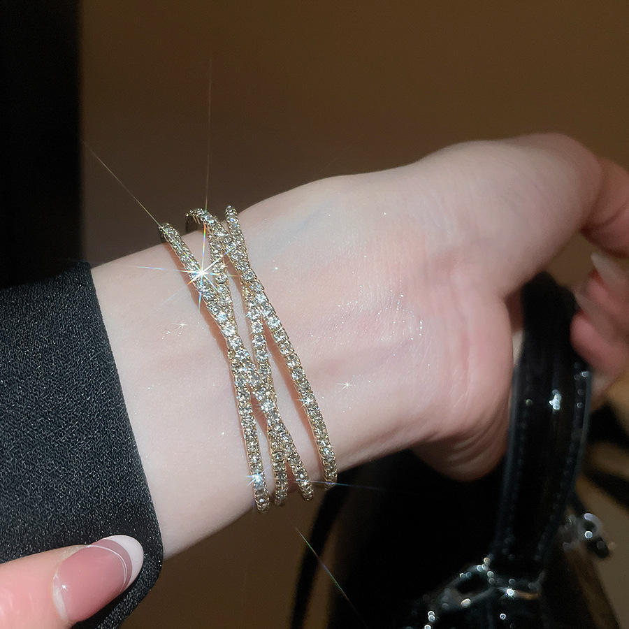 European and American Style Inlaid Diamond Multi-layer Cross Open Exquisite Versatile Daily Commuting Bracelet Light Luxury High-end Feel Women's - view 4