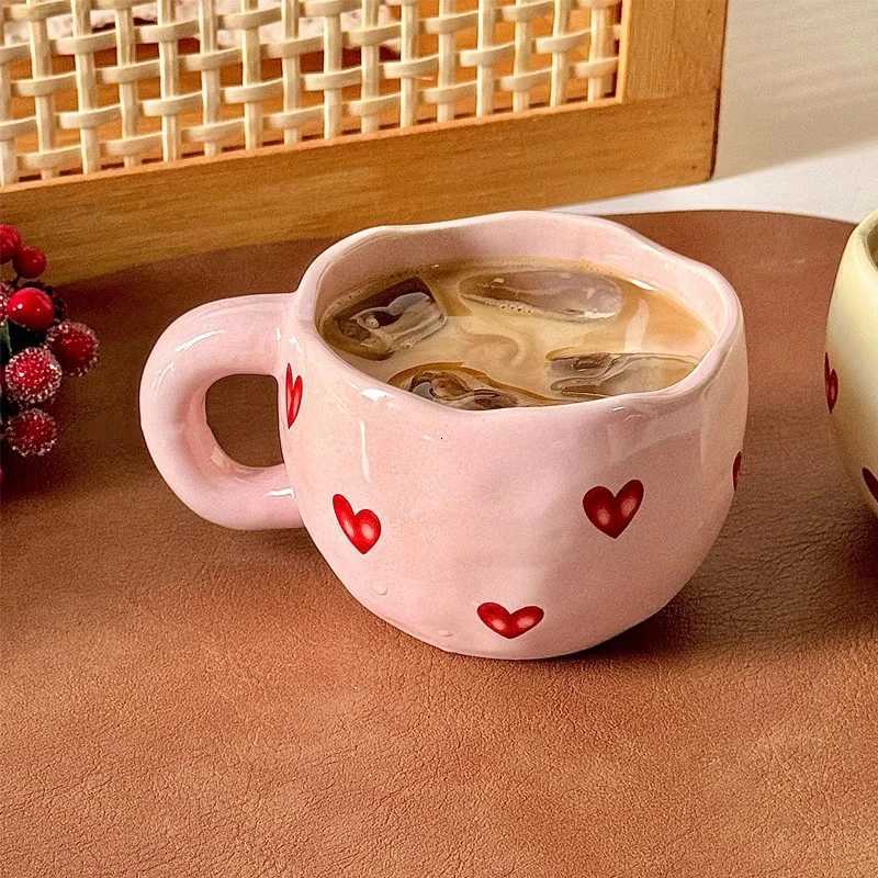 1pcs Hand Painted Love g Creative Water Cup Ceramic Milk g With Handle Vntines Day Gift H251215