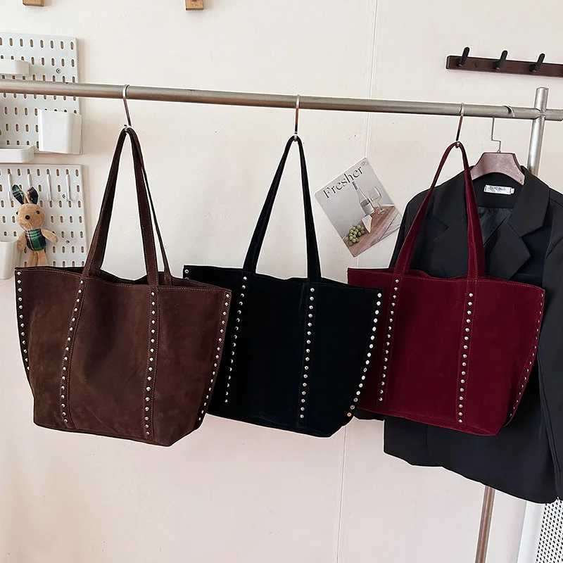 Fashion Microfiber Solid Sewing Shoulder Bags 2025 High Quality Retro Sweet Handbags Brand Sequined Large Capacity Bag for WomenT251215