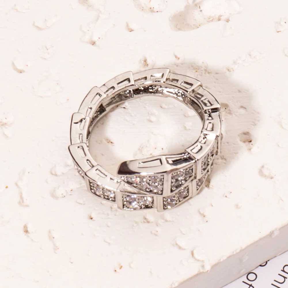 Gold Sliver Color Paved Diamond Snake Cuff Rings For Women 6mm Wide Figure Zirconia Accessory M251215