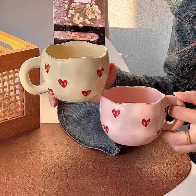 1pcs Hand Painted Love g Creative Water Cup Ceramic Milk g With Handle Vntines Day Gift H251215