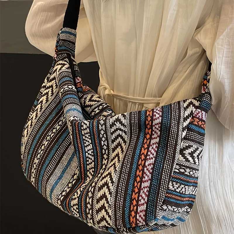 Tribal Style Shoulder Bag Foldable Crossbody with Zipper Closure Striped Pattern Flag Theme Hand Washable Edge Painted LiningT251215