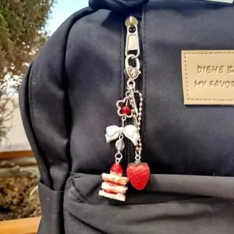 Cute Strawberry Cake Keychain For Women Creative Bow Heart Mobile Phone Lanyard Key Ring Bag Decoration Pendant Jewelry Gift M251215