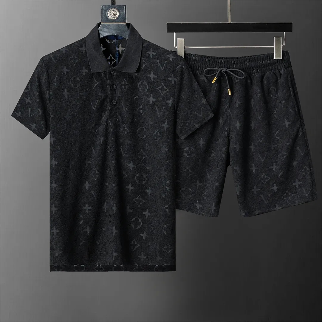 2026 Summer Mens Fashion Tracksuits Sets Jogger Sweatshirts Sports Jogging Suits Man Tracksuits Two Piece Set T Shirt Summer Printed Short Sleeve