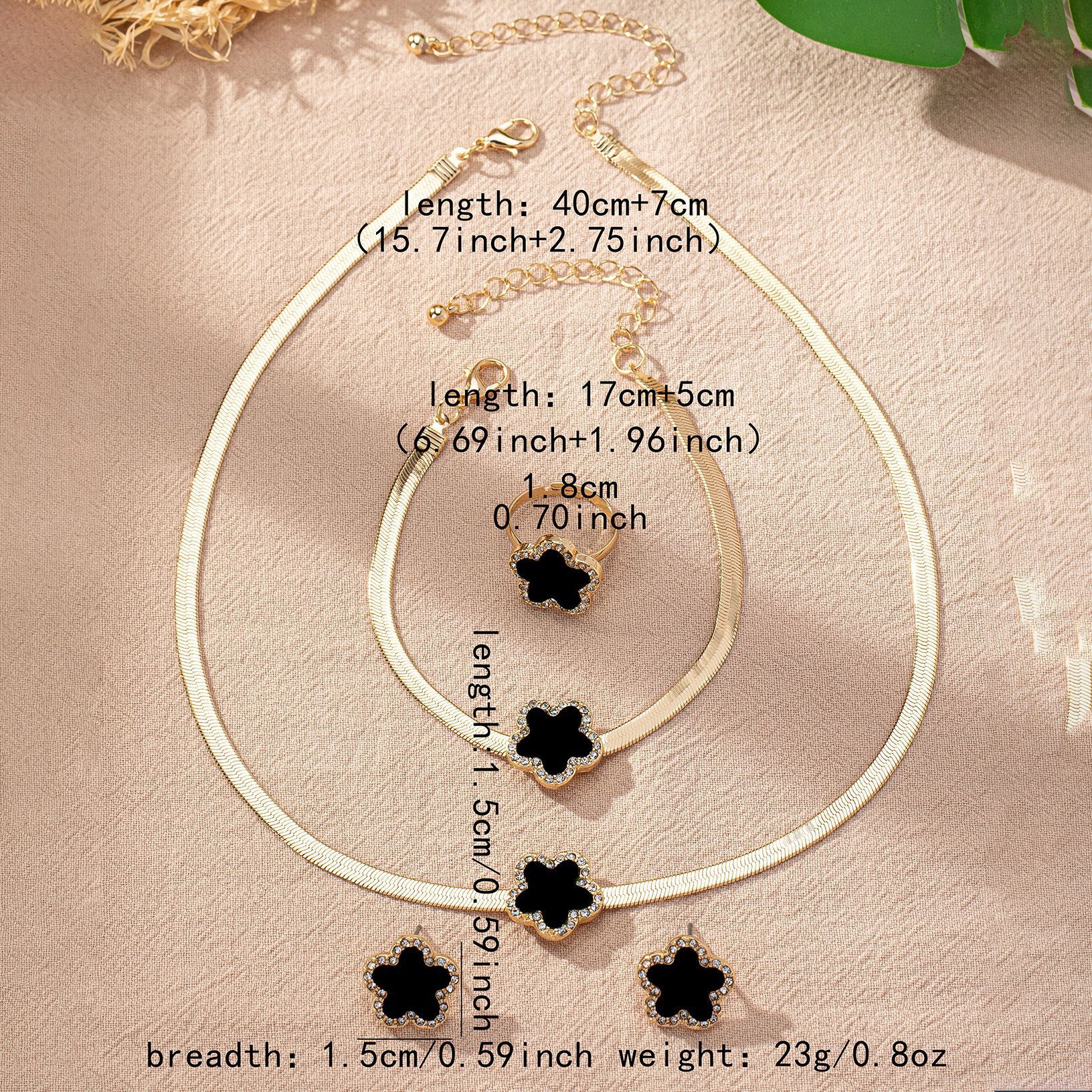 Designer Necklace Celebrity Style Flower Vintage Fashion Elegant Bracelet Earrings Luxurious Jewelry Ring Set