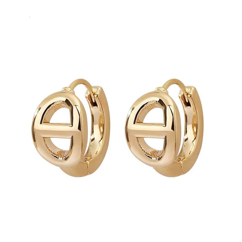 Designer Earrings Women's Pig Nose Luxury Jewelry Niche Design Unique Fashion Simple Elegant Multifunctional High-end Feeling Round Spherical Ear