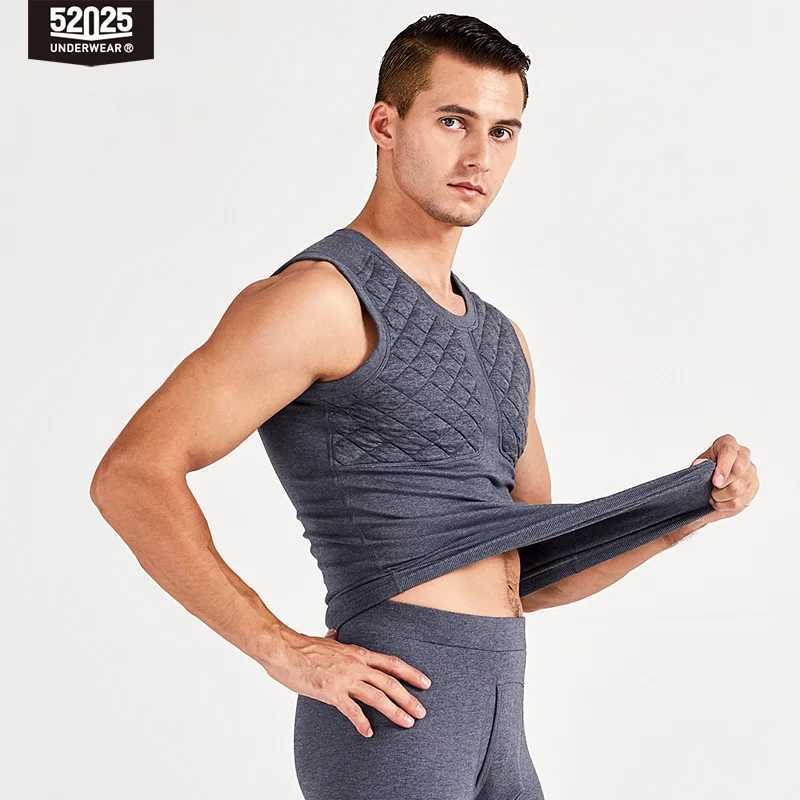 52025 Warm Mens Thermal Vest 3-Layer Thick Cotton Sleeveless Top with Soft Fleece Lining Premium Winter Undershirt for Cold G251215