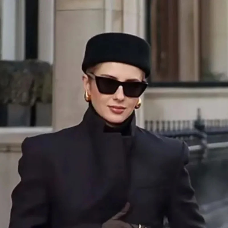 Paris Hats for Women100 WOOL Hard Beret Women Felt Camel Autumn Winter Hat Fedora Fascinator Stewardess Cap Bridal Pillbox 251215