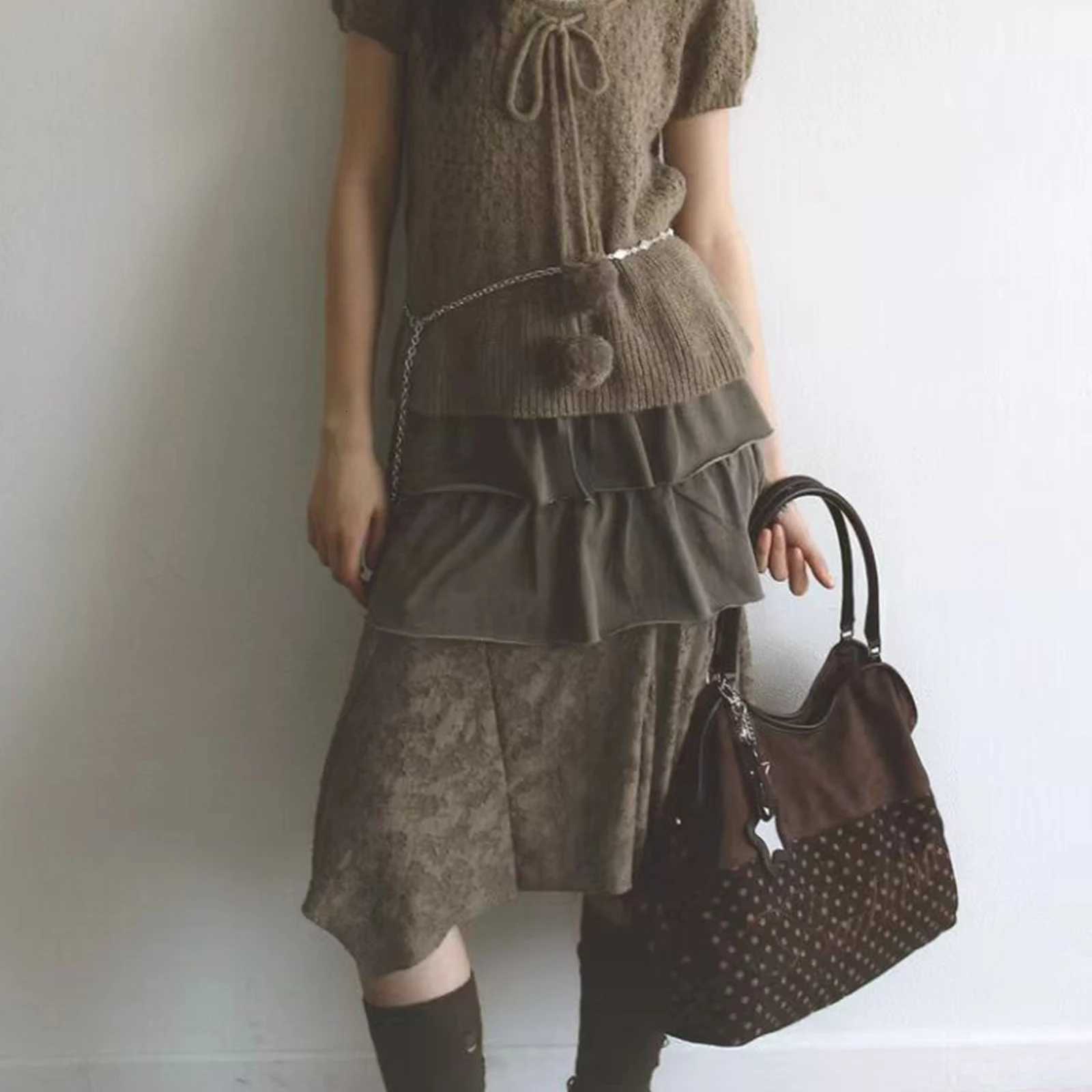 Leopard Print Underarm Bag for Women Retro Shoulder Bag with Star Pendent Large Capacity Tote Handbag for Work Travel Daily UseT251215