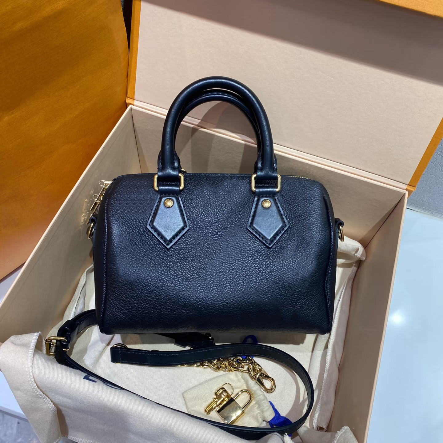 Luxury Designer Nano 20 Shoulder Bag Female Leather Clutch Pochette Handbag Classic Embossed Purses Women Tote Crossbody Bags Wallet