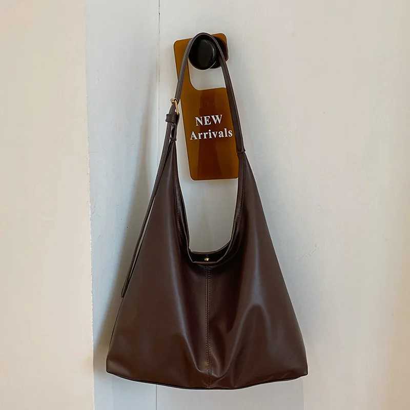 Retro Womens Tote Bag Vintage Underarm Handbag with Shoulder Strap Design for Dating Parties Shopping Travel Multiple ColorsT251215