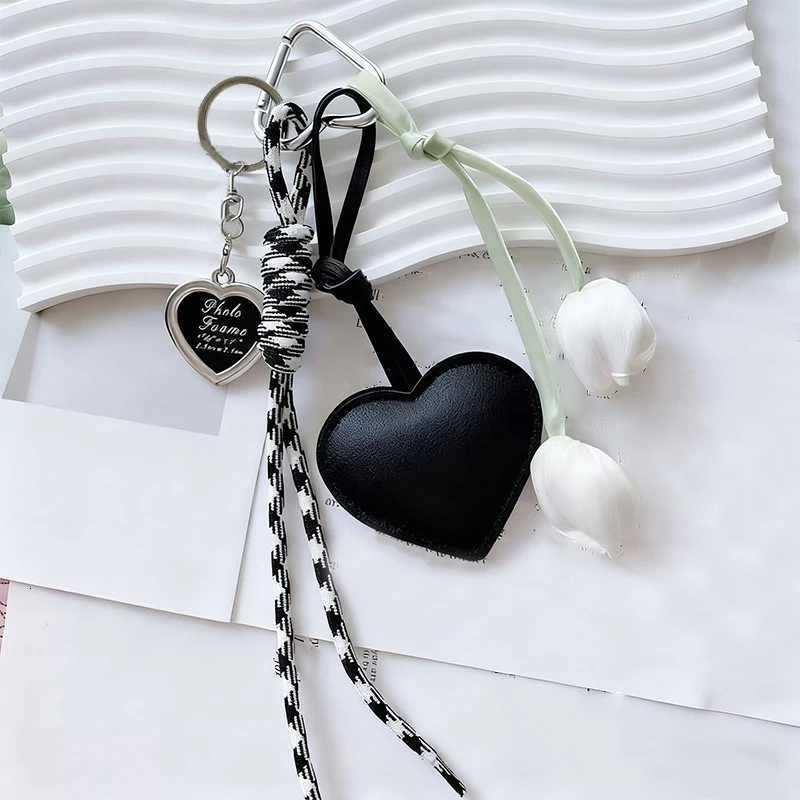 Fashion Charm Tassel Love Heart Pendant Handmade Creative Tulip Flower Bow Keyring Cute Bowknot Keychain Bag M251215
