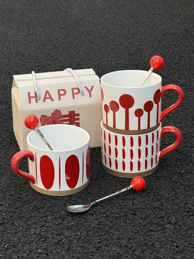 New Retro Red Ceramic g Large Capacity g Happy Wedding Bridesmaid Hand Gifts Celebrating Couple Cup For Girl Best Friend H251215