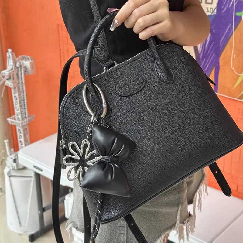 Fashionable Heart Leather Rope Keychain Cherry Bow Y2K Bag Pendant Ornaments Mobile Phone Lanyard Gifts Bag Accessories M251215