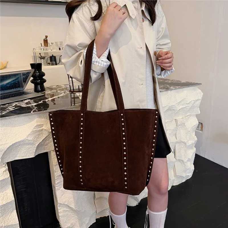 Fashion Microfiber Solid Sewing Shoulder Bags 2025 High Quality Retro Sweet Handbags Brand Sequined Large Capacity Bag for WomenT251215