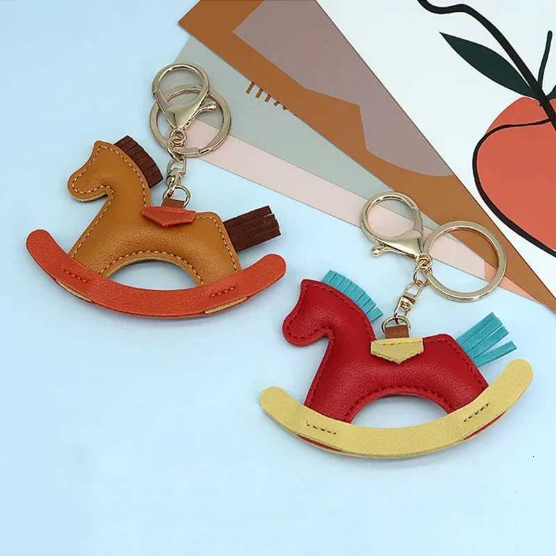 New Car Women Leather Charms Bag Pendant KeyChain Cartoon Pony Rocking Horses Keyring Cute Animal Ornament Accessories M251215