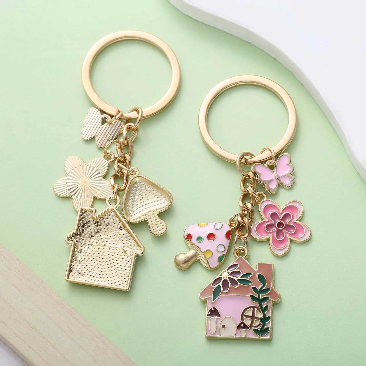 1pc Colorful Fairy Tale Keychain Enamel Mushroom House Flower Butterfly Charms Key Ring For Car Keys Backpacks Wallets M251215