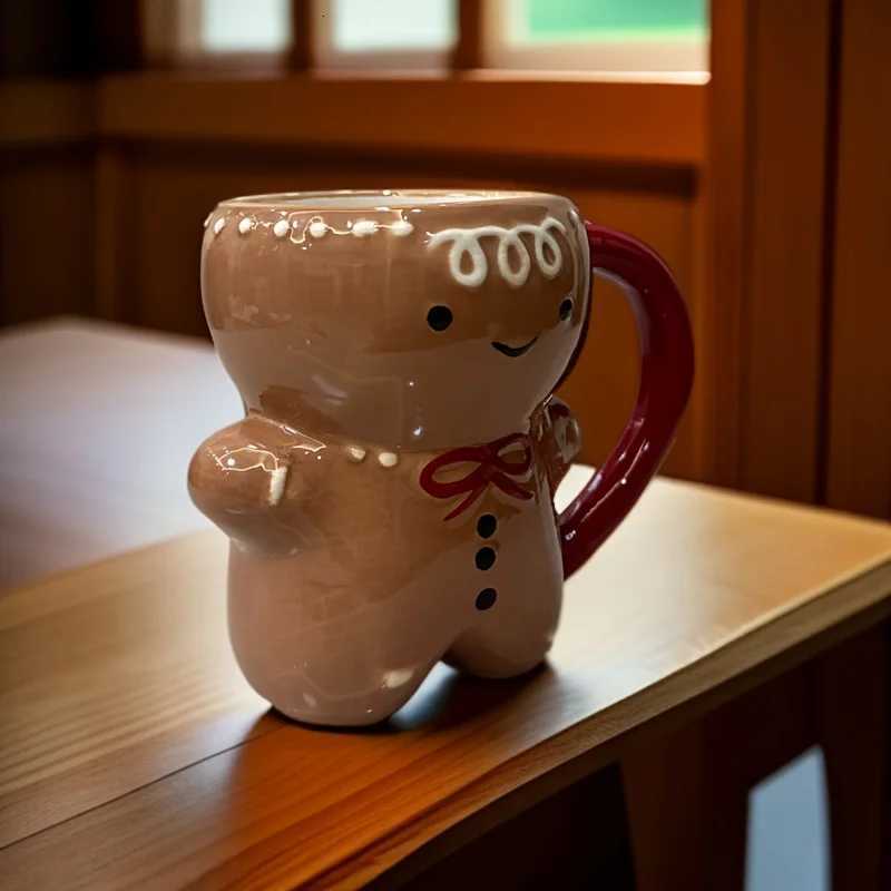 Gingerbread g - Festive Insated Cup Holiday Coffee g Perfect Christmas Gift Handwash Only H251215