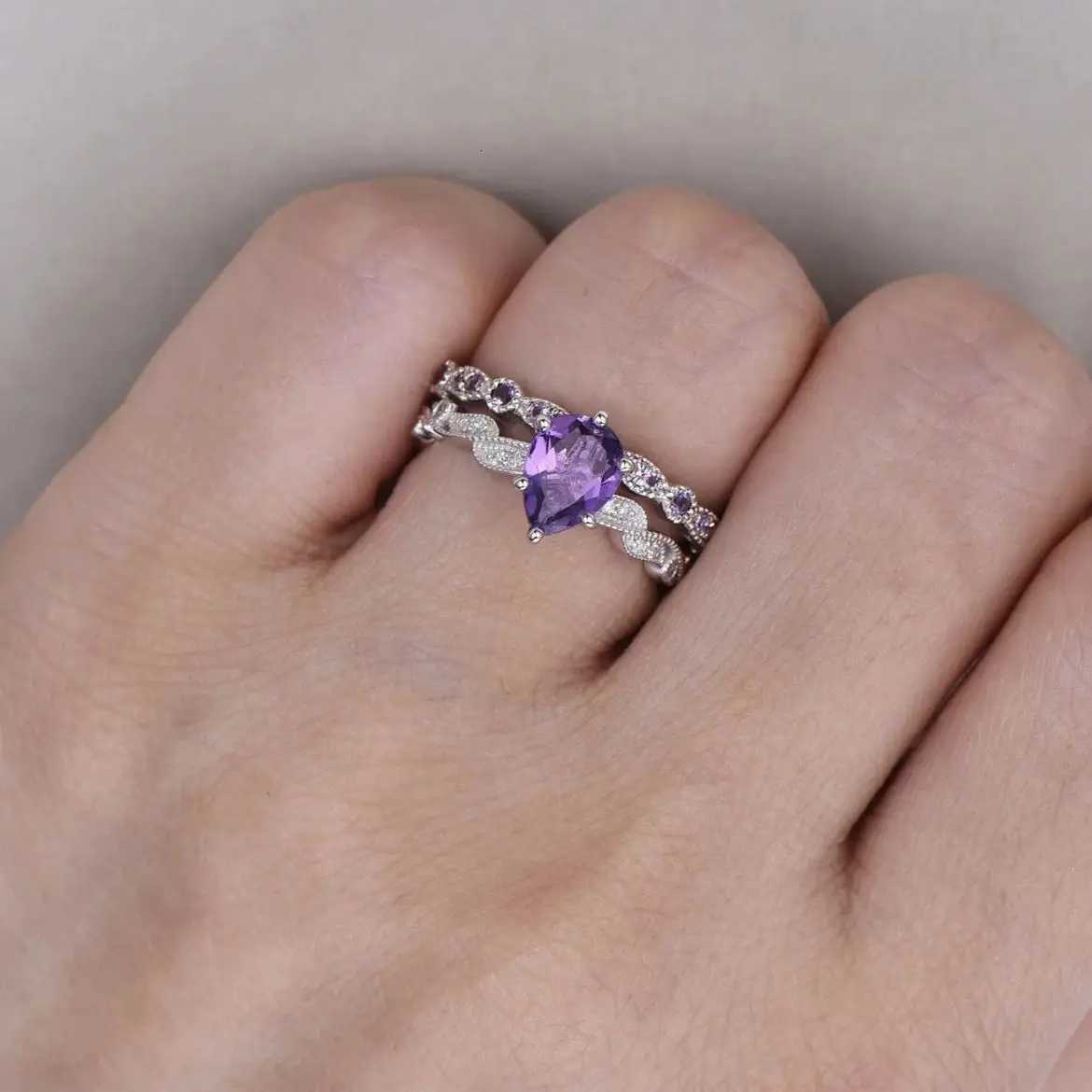 European And American Elegant Water Drop-Shaped Purple Stone Inlaid Double-Layer Womens Luxury Personalized Fashion Party Ring M251215