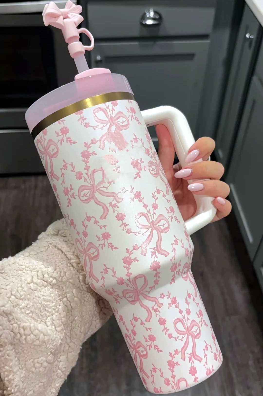 NEW 40 OZ Floral Cups With Bow Cap Stainless Steel Tumblers with handle Lid and Straw Pink Car Mugs Chocolate Gold Water Bottles For Christmas In Gifted Box 1216