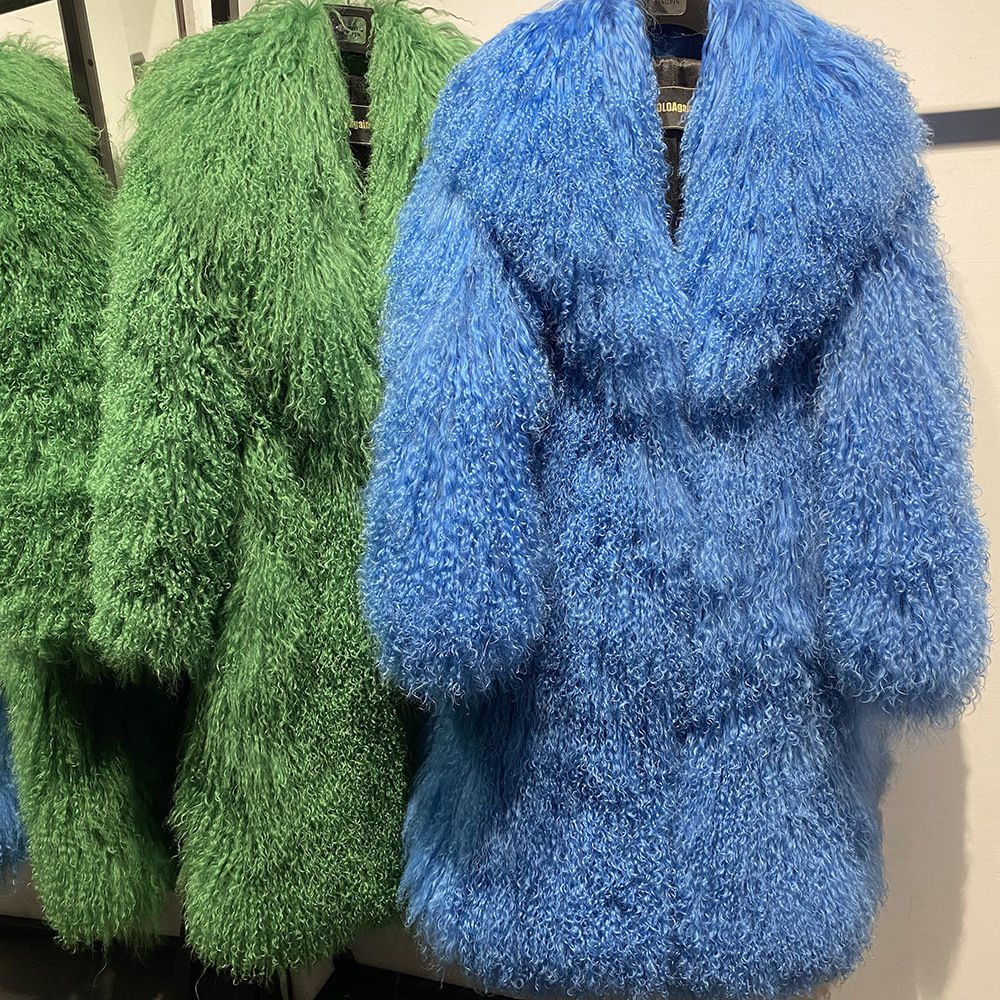 135140cm Floor Length Real Mongolia Sheep Fur Coat Women Winter Fluffy Warm Fur Coat for Party Ladies Overcoat 251014