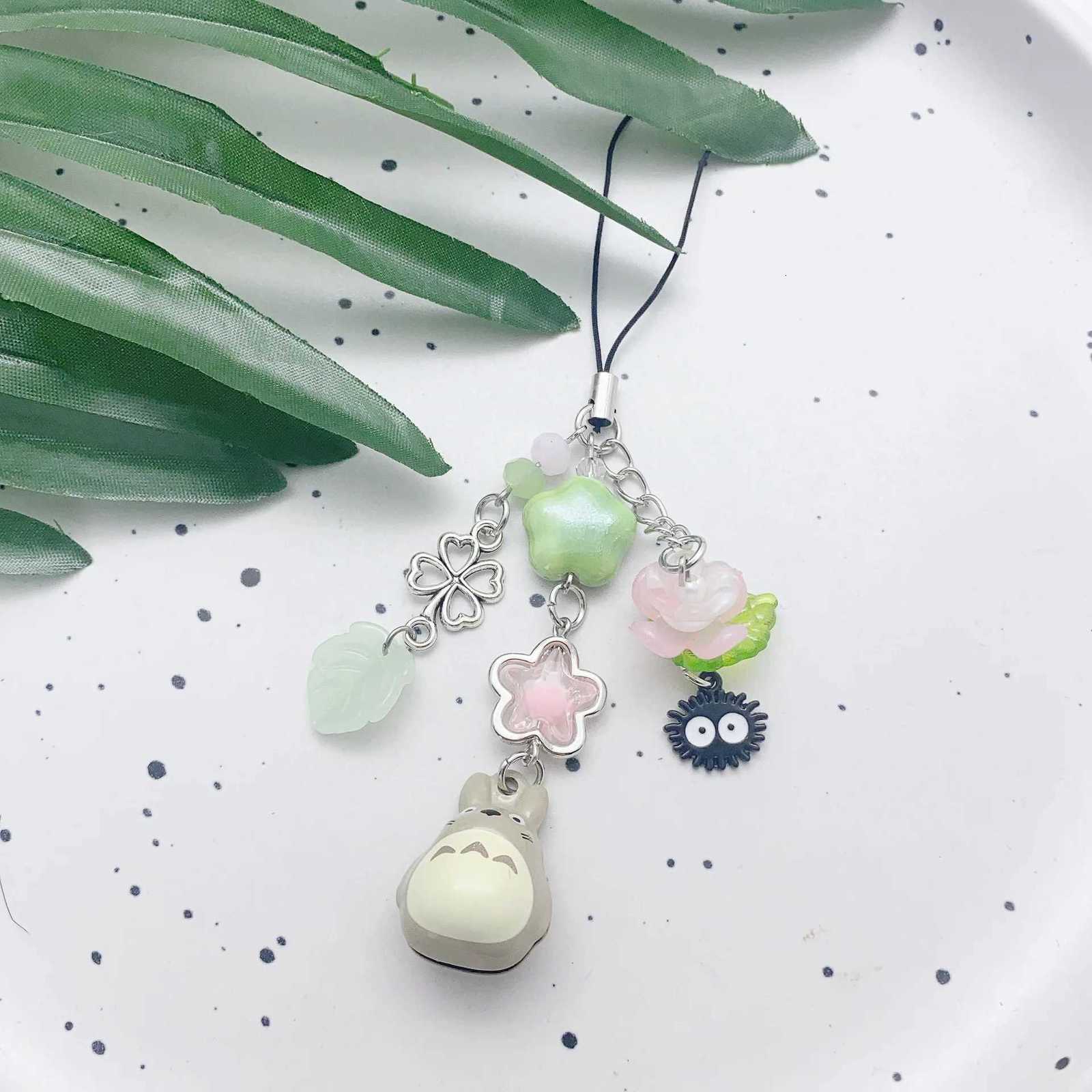 Handmade Phone Charm Chain Four Leaf Clover Beaded Phone Charm Y2K Green Fairy Core Keychain Bag Key Ring M251215