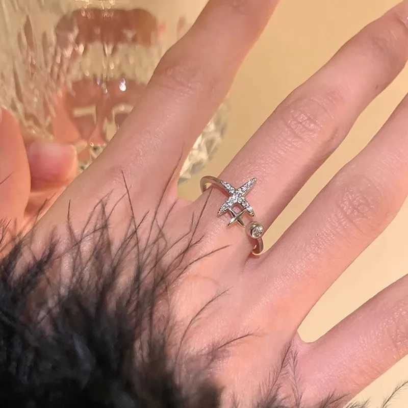 Trendy Silver Tone Open Ring Hypoallergenic Adjustable Star Zircon Ring Womens Fashion Jewelry M251215