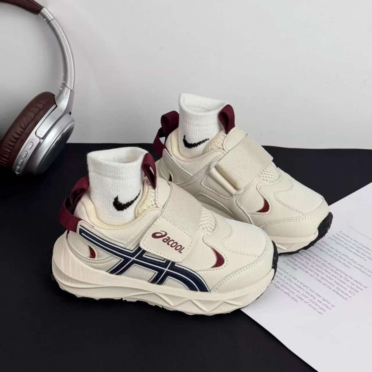 Free shipping Designer Sneakers 2026 new childrens shoes for boys comfortable casual shoes for girls fashionable lightweight running shoes beige