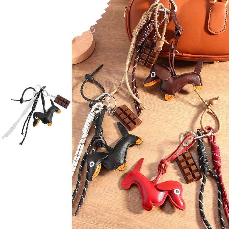 1PC Mens And Womens Pendants Vintage Brown Autumn And Winter Leather Sausage Dog Chocolate For Mobile Phone Bags Keychain M251215