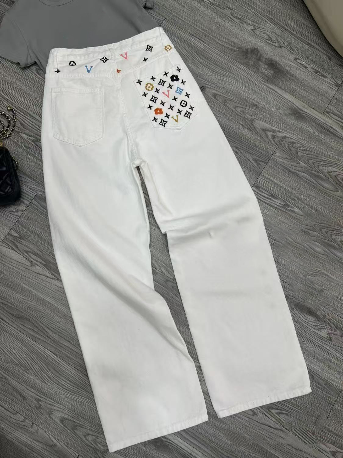 The designer's new spring and autumn large-sized 9-inch tube pants, high-waisted and fashionable skinny