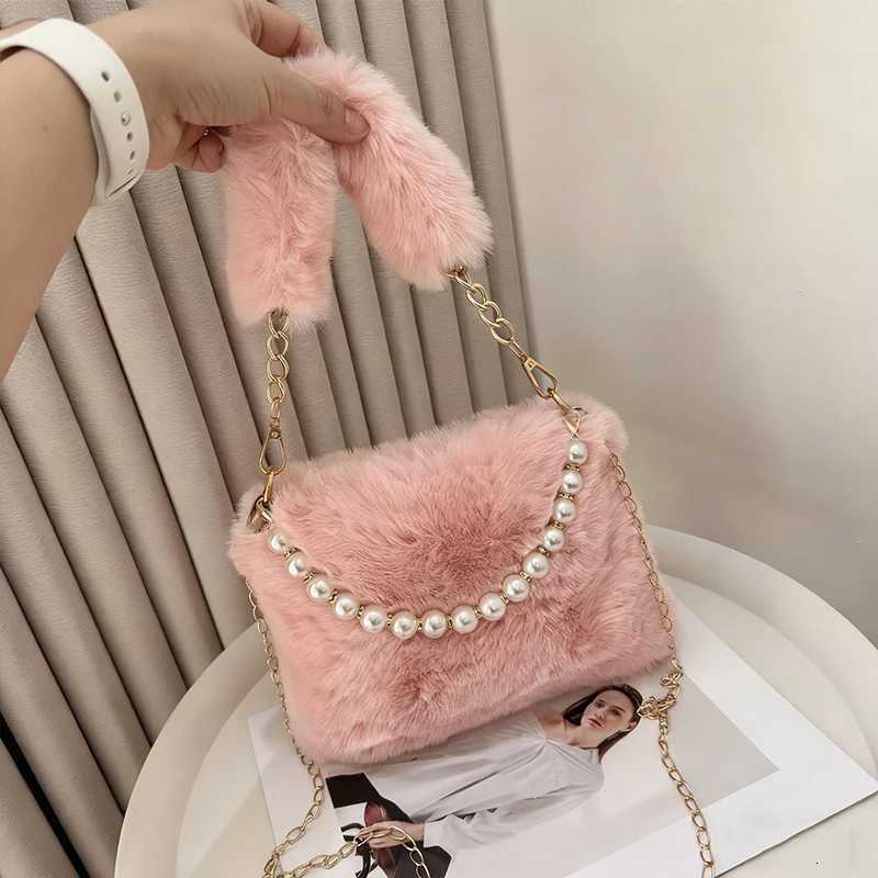 Fashionable Pearl Rabbit Fur Handbag Womens Crossbody Bag Chain Design Winter Small Versatile Shoulder BagT251215