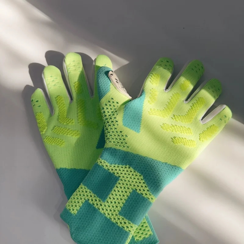 Latex nonslip goalkeeper gloves youth adult football sports game training 251203