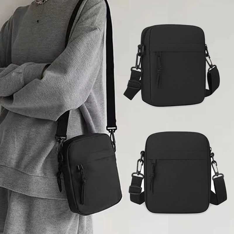 Neutral style shoulder bag for men and women small square bag suitable for travel and photography pure black bagT251215