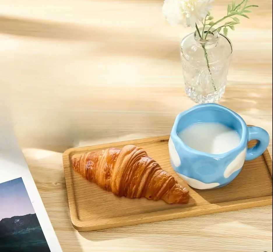 Creative and fresh underglaze color hand-painted white cloud coffee cup H251215