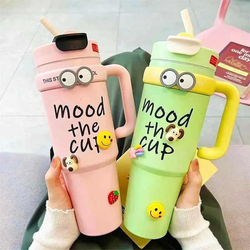 1000ML Thermal Water Bottle 32oz Large Capacity With Straw Stainless Steel Thermos Bottle Cold and Hot Thermos Cup Coffee Mug H251215