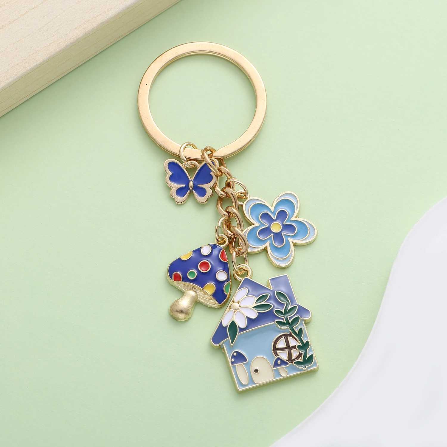 1pc Colorful Fairy Tale Keychain Enamel Mushroom House Flower Butterfly Charms Key Ring For Car Keys Backpacks Wallets M251215