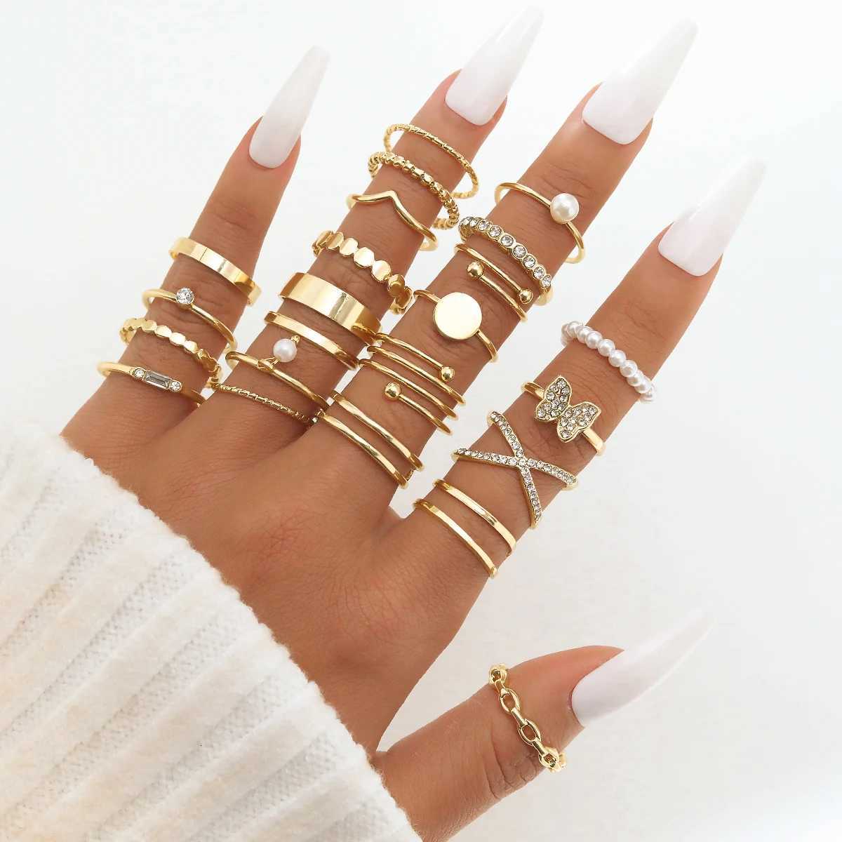 IPARAM Exquisite Crystal Butterfly Opening Rings Mixed Styles Irregular Pearl Pendant Helical Rings Set Women Jewelry M251215