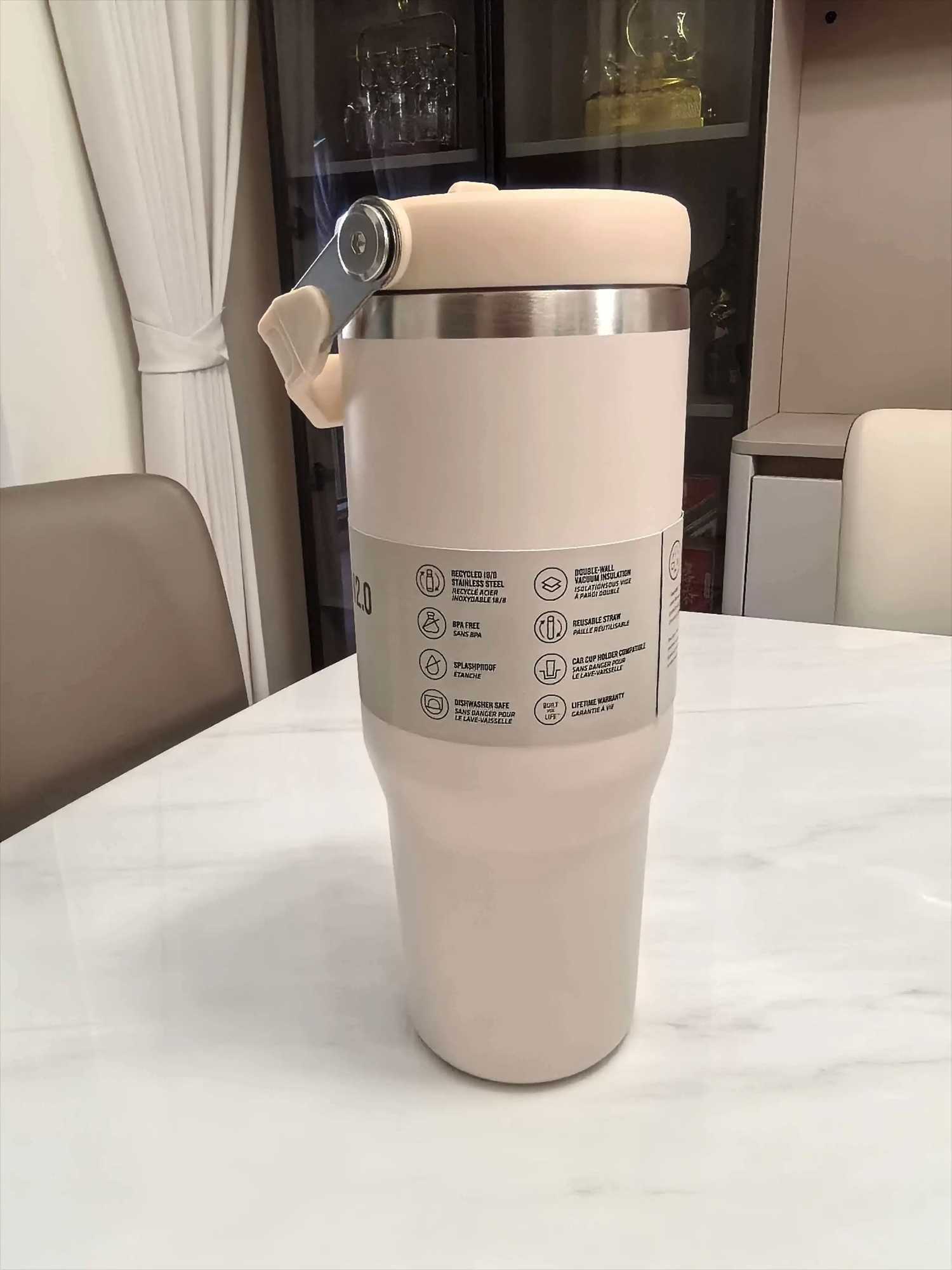 New 30-ounce vacuum straw double-layer insulated stainless steel sports water bottle suitable for holding hot and cold drinks H251215