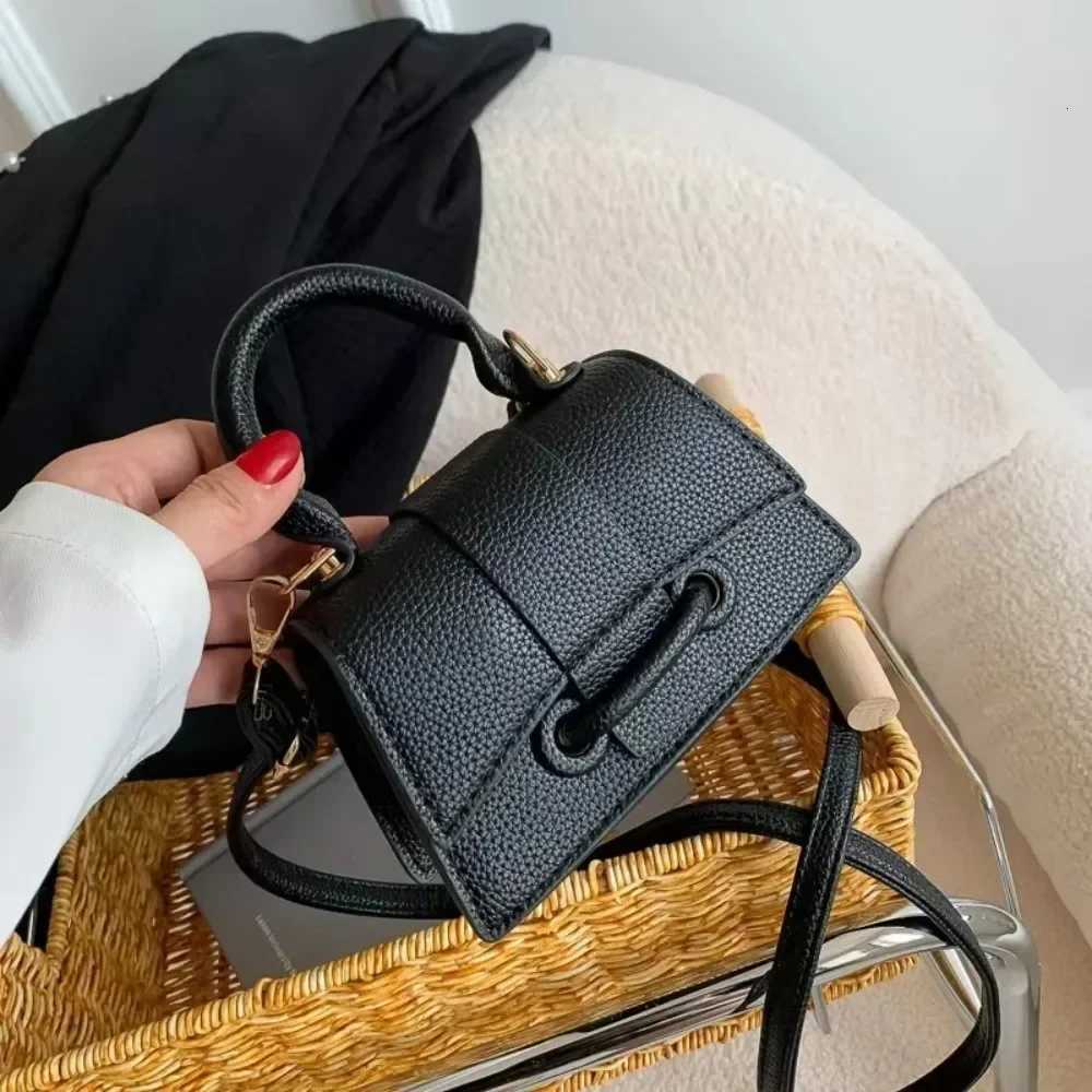2024 New Fashion Womens Versatile Trendy Casual Mini Crossbody Bag Niche Trendy Shoulder BagT251215