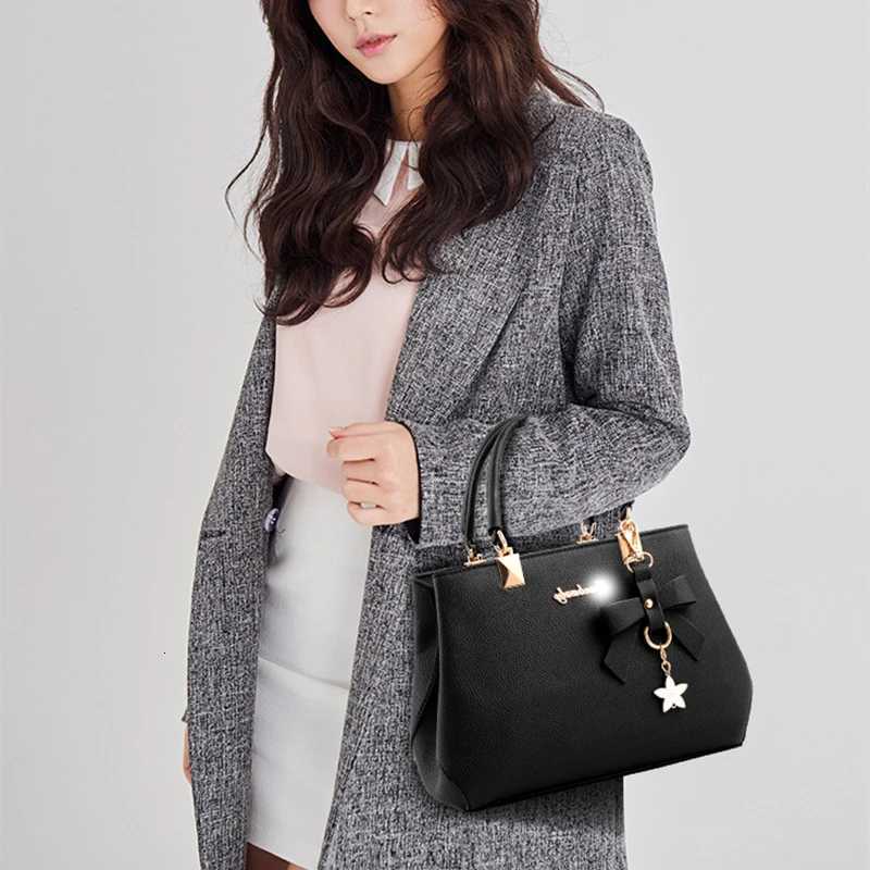 Famous Designer Brand Bags Women Leather Handbags 2024 Luxury Ladies Hand Bags Purse Fashion Shoulder BagsT251215